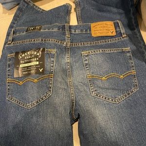 Men’s American Eagle Original Boot cut jeans. Size 28x30